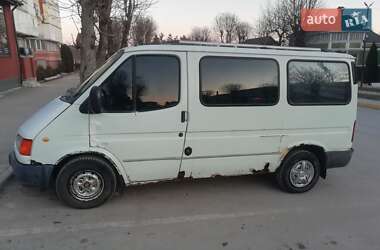 Микроавтобус Ford Transit 2000 в 
