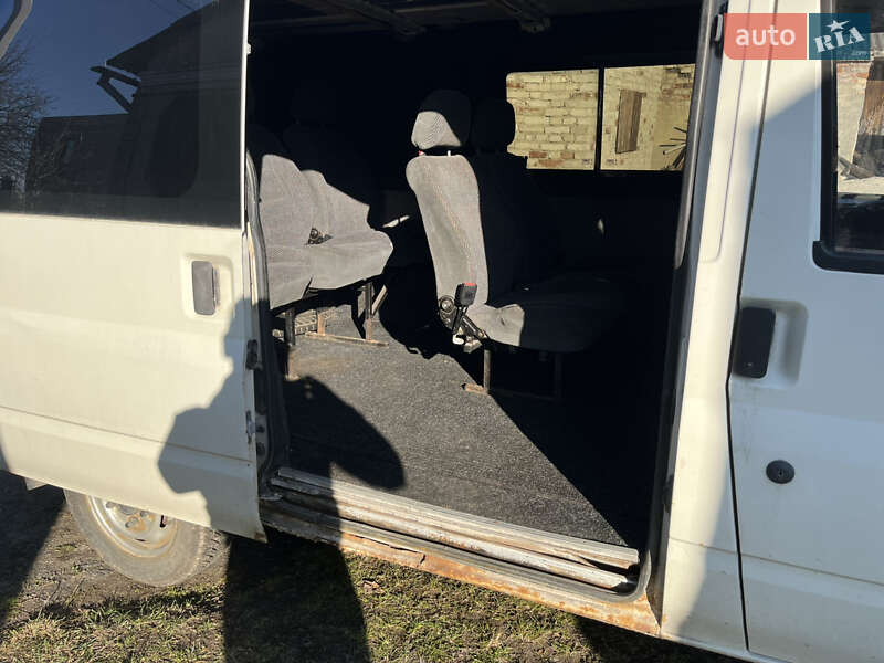 Микроавтобус Ford Transit 2002 в Львове