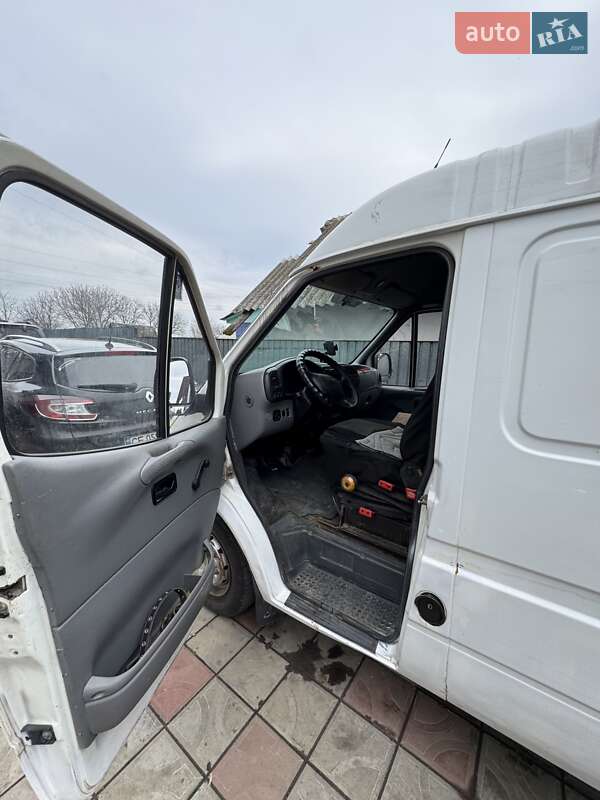 Грузовой фургон Ford Transit 1998 в Кельменцах