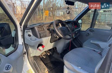 Грузовой фургон Ford Transit 2013 в 