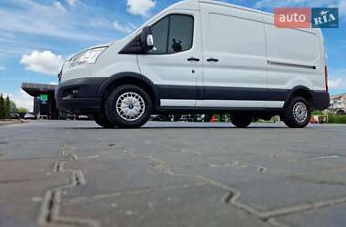 Грузовой фургон Ford Transit 2017 в 