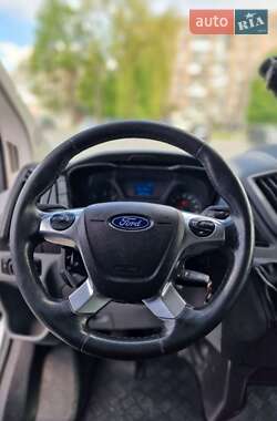 Грузовой фургон Ford Transit 2017 в 