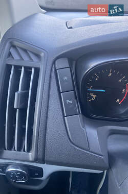 Грузовой фургон Ford Transit 2016 в 