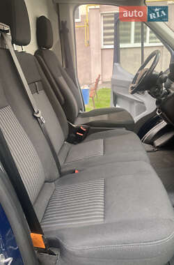 Грузовой фургон Ford Transit 2016 в 