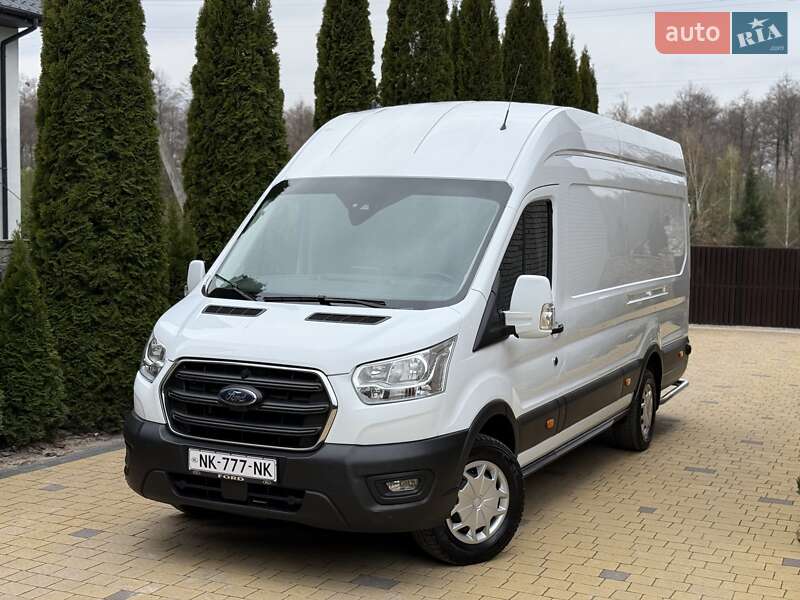 Вантажний фургон Ford Transit 2021 в 