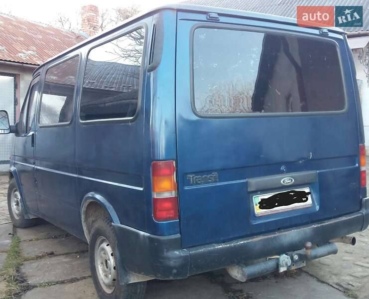 Микроавтобус Ford Transit 1999 в Черновцах