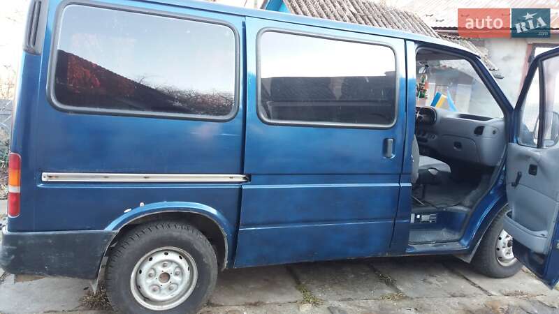 Микроавтобус Ford Transit 1999 в Черновцах