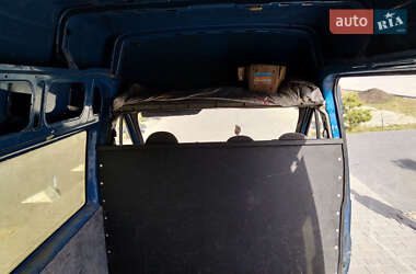 Грузопассажирский фургон Ford Transit 2002 в 