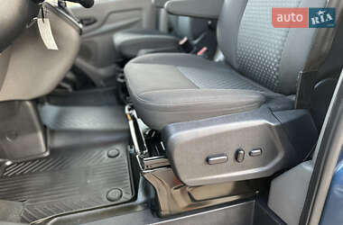Грузовой фургон Ford Transit 2020 в 