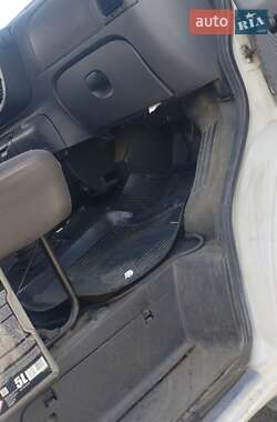 Грузовой фургон Ford Transit 2005 в 