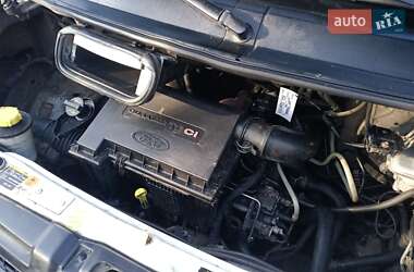 Грузовой фургон Ford Transit 2006 в 