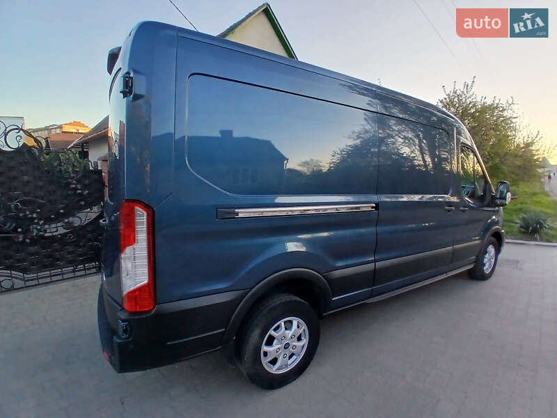 Грузовой фургон Ford Transit 2019 в Дубно