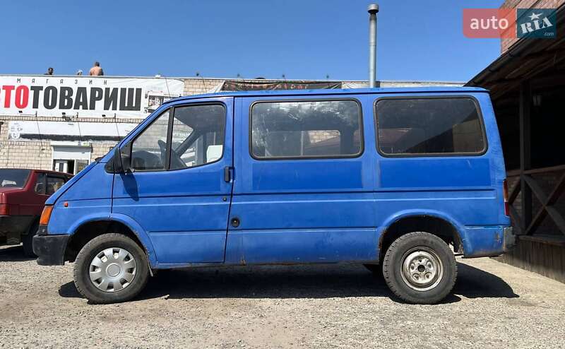 Мікроавтобус Ford Transit 1992 в Южноукраїнську