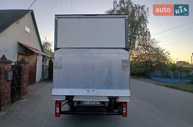 Вантажний фургон Ford Transit 2018 в 