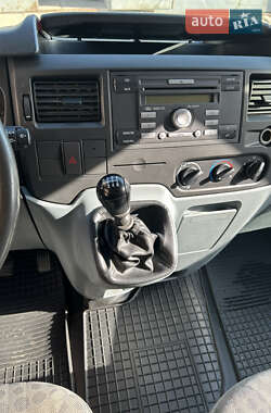 Вантажний фургон Ford Transit 2006 в 
