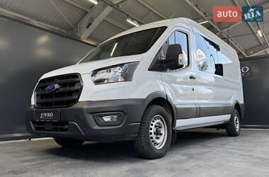 Грузопассажирский фургон Ford Transit 2023 в 