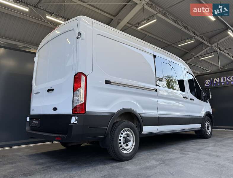 Грузопассажирский фургон Ford Transit 2023 в Киеве