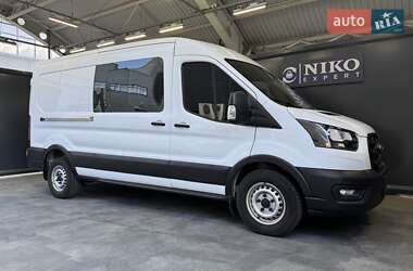 Грузопассажирский фургон Ford Transit 2023 в 