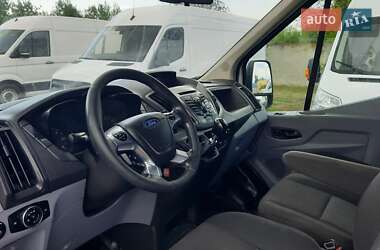 Грузовой фургон Ford Transit 2015 в 