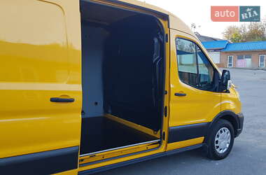 Вантажний фургон Ford Transit 2021 в 