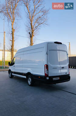 Грузовой фургон Ford Transit 2019 в 