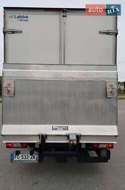 Грузовой фургон Ford Transit 2018 в 