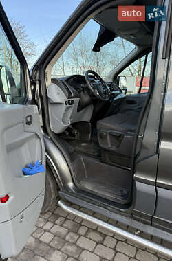 Грузовой фургон Ford Transit 2015 в 