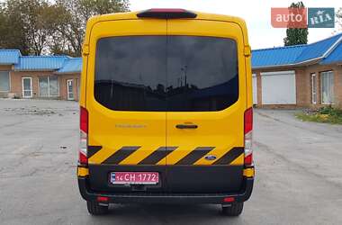 Грузопассажирский фургон Ford Transit 2020 в 