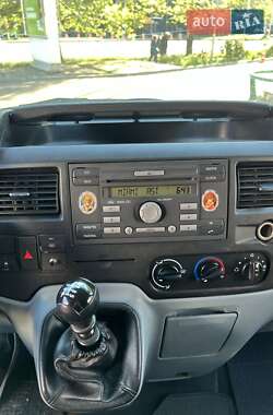 Грузовой фургон Ford Transit 2008 в 