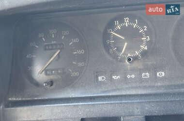 Грузовой фургон Ford Transit 1994 в 