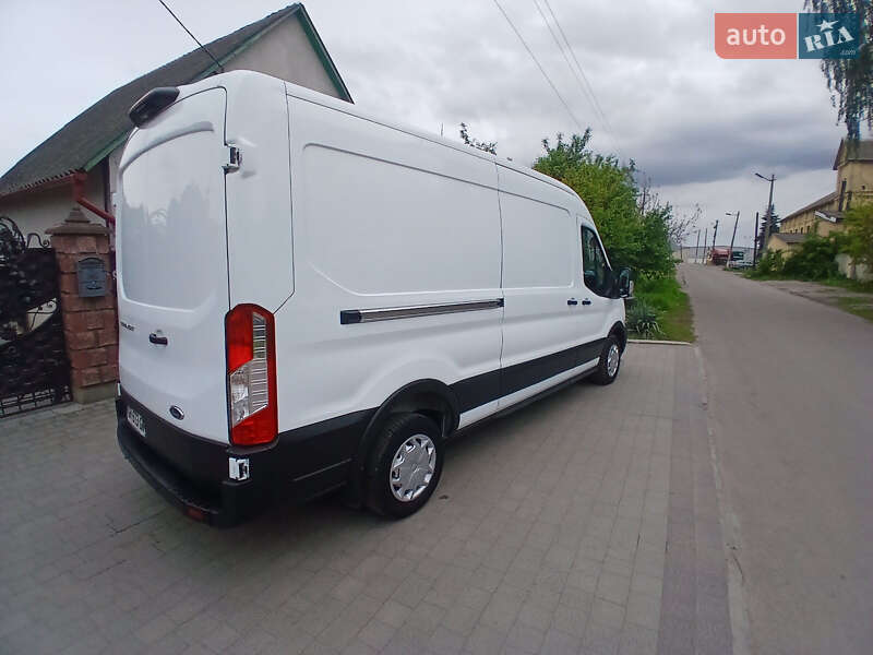 Грузовой фургон Ford Transit 2022 в Дубно