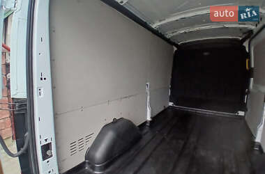 Грузовой фургон Ford Transit 2022 в 