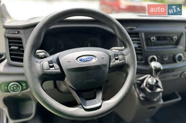 Грузовой фургон Ford Transit 2020 в 