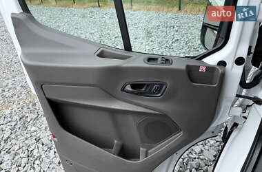 Грузовой фургон Ford Transit 2019 в 