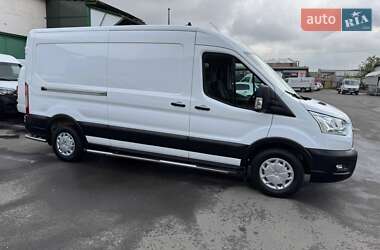 Грузовой фургон Ford Transit 2020 в 