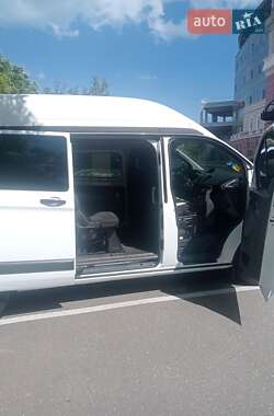 Микроавтобус Ford Transit 2015 в 