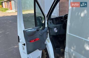 Грузовой фургон Ford Transit 2013 в 