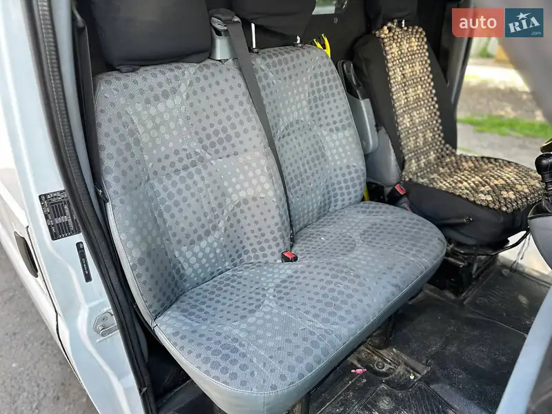 Грузовой фургон Ford Transit 2013 в 