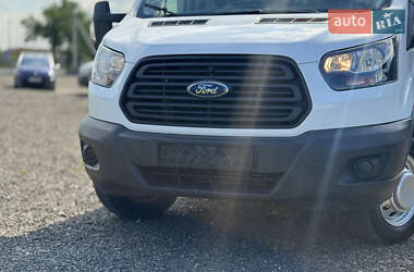 Грузовой фургон Ford Transit 2019 в 