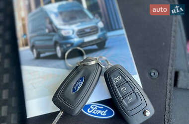 Вантажний фургон Ford Transit 2020 в 
