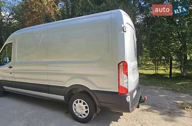 Грузовой фургон Ford Transit 2016 в 