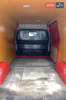 Грузовой фургон Ford Transit 2011 в 