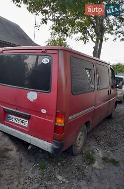 Грузопассажирский фургон Ford Transit 1989 в 