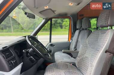 Минивэн Ford Transit 2011 в 