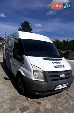 Грузовой фургон Ford Transit 2010 в 