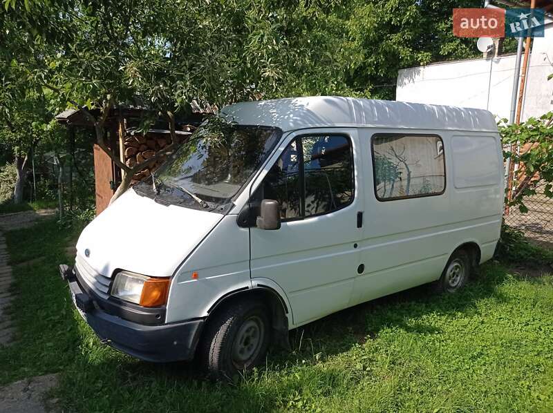 Микроавтобус Ford Transit 1990 в Дрогобыче
