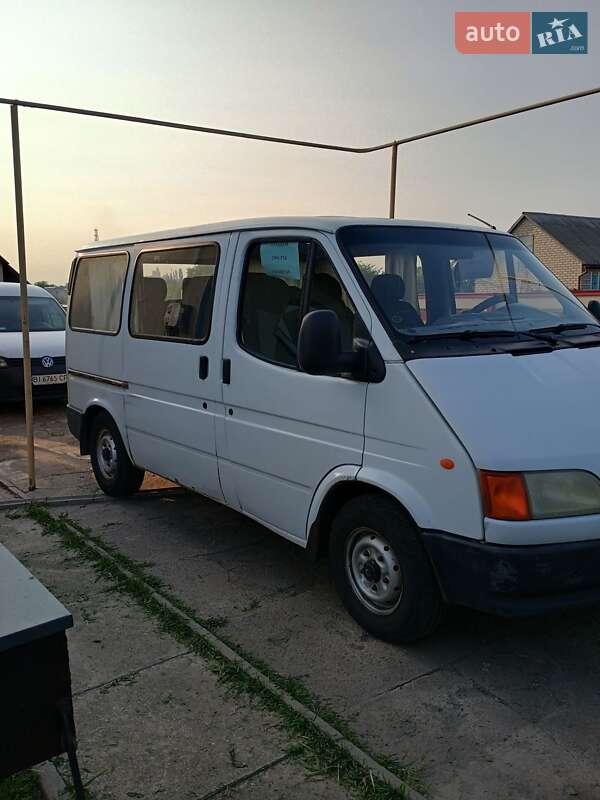 Микроавтобус Ford Transit 1996 в Карловке фото 5 Микроавтобус Ford Transit 1996 в Карловке