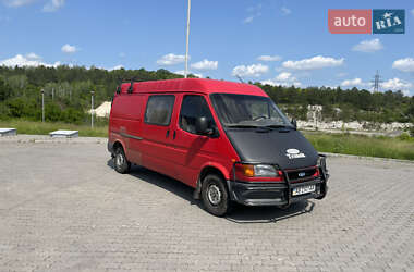 Вантажопасажирський фургон Ford Transit 1996 в 