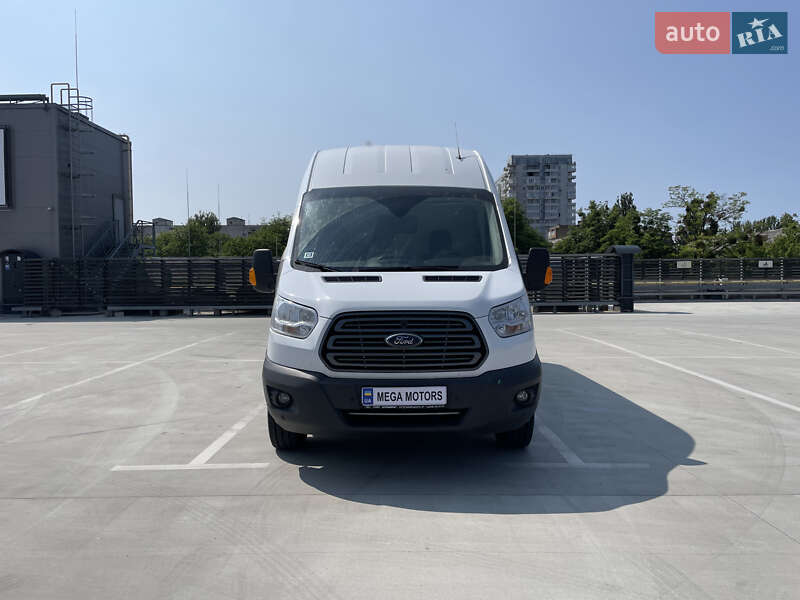 Вантажний фургон Ford Transit 2018 в Києві