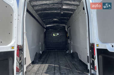 Грузовой фургон Ford Transit 2018 в 
